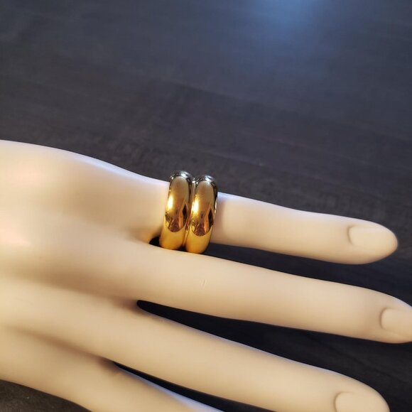 NWOT Gold Double Ring - Picture 7 of 7